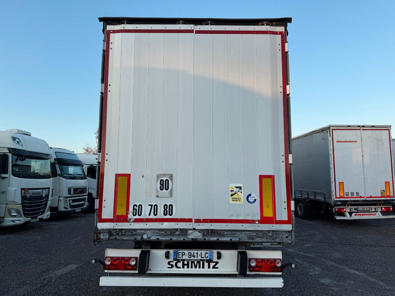 Schmitz Cargobull AXLE SCHMITZ TWO LIFTED AXLE - Curtainsider semi-trailer: picture 5 Schmitz Cargobull AXLE SCHMITZ TWO LIFTED AXLE - Curtainsider semi-trailer: picture 5