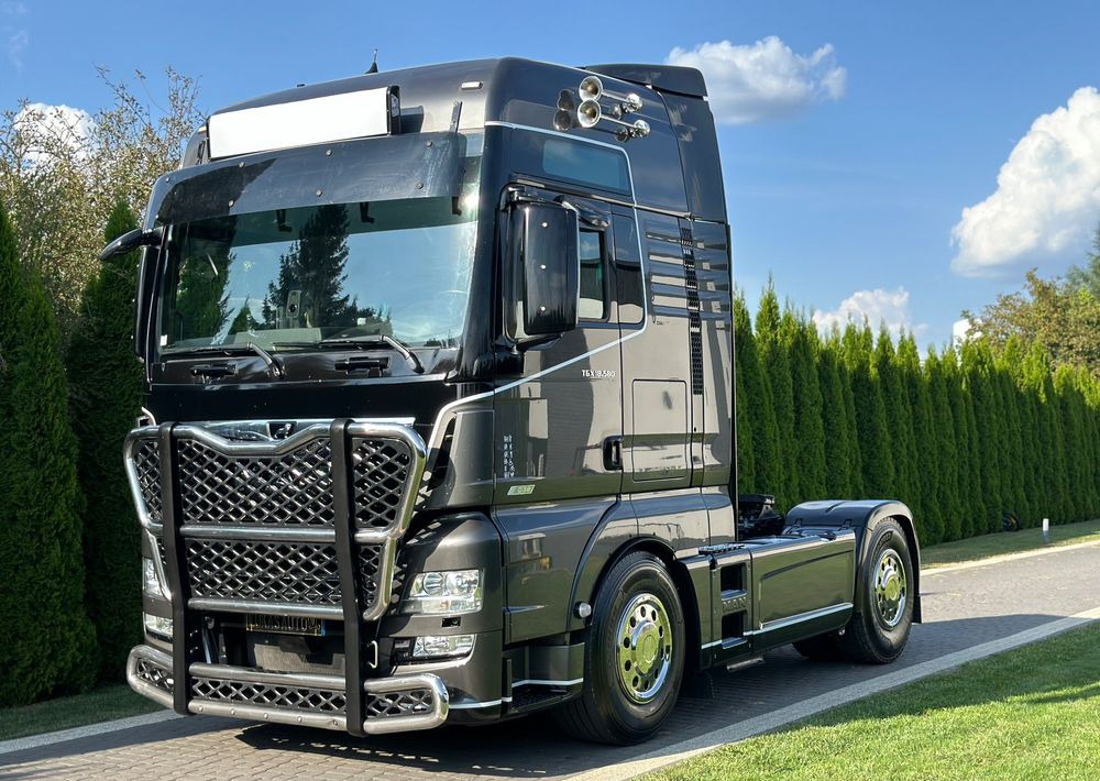 MAN TGX 18.580 D38 XXL RETARDER - Tractor unit: picture 1 MAN TGX 18.580 D38 XXL RETARDER - Tractor unit: picture 1