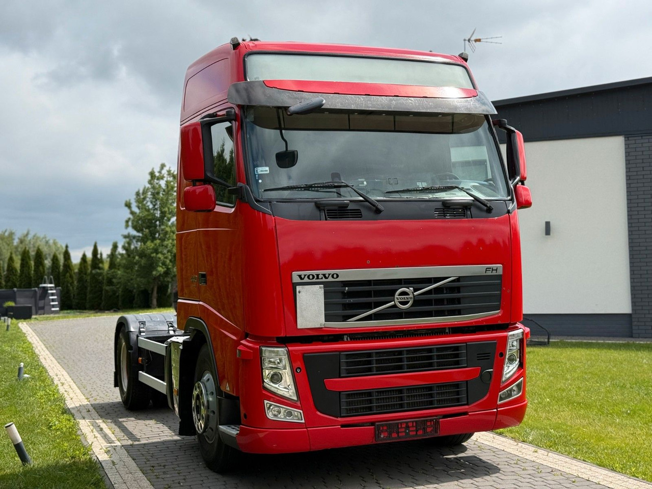 Volvo FH 440 AUTOMATIC EURO 5 FRIGDE - Tractor unit: picture 4 Volvo FH 440 AUTOMATIC EURO 5 FRIGDE - Tractor unit: picture 4