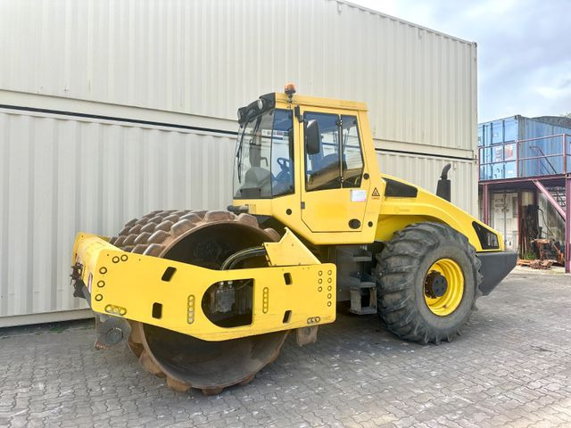 BOMAG BW213PDH-4 / 2012 BJ / Deutsche Maschine - Compactor: picture 1 BOMAG BW213PDH-4 / 2012 BJ / Deutsche Maschine - Compactor: picture 1