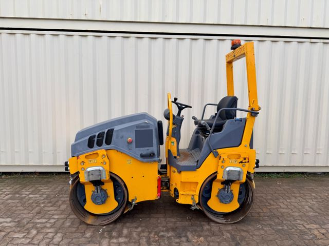 Hamm HD10VV / 2016 BJ / 1.235 H / 2.475 KG - Road roller: picture 3 Hamm HD10VV / 2016 BJ / 1.235 H / 2.475 KG - Road roller: picture 3