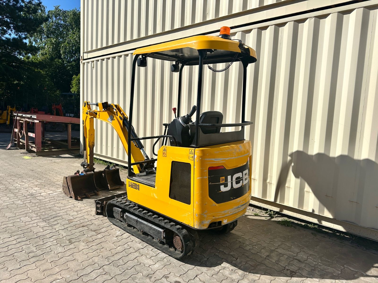 JCB 16C-1 /2020 BJ/943 BH/verbr. Laufwerk/3xLöffel - Mini excavator: picture 3 JCB 16C-1 /2020 BJ/943 BH/verbr. Laufwerk/3xLöffel - Mini excavator: picture 3