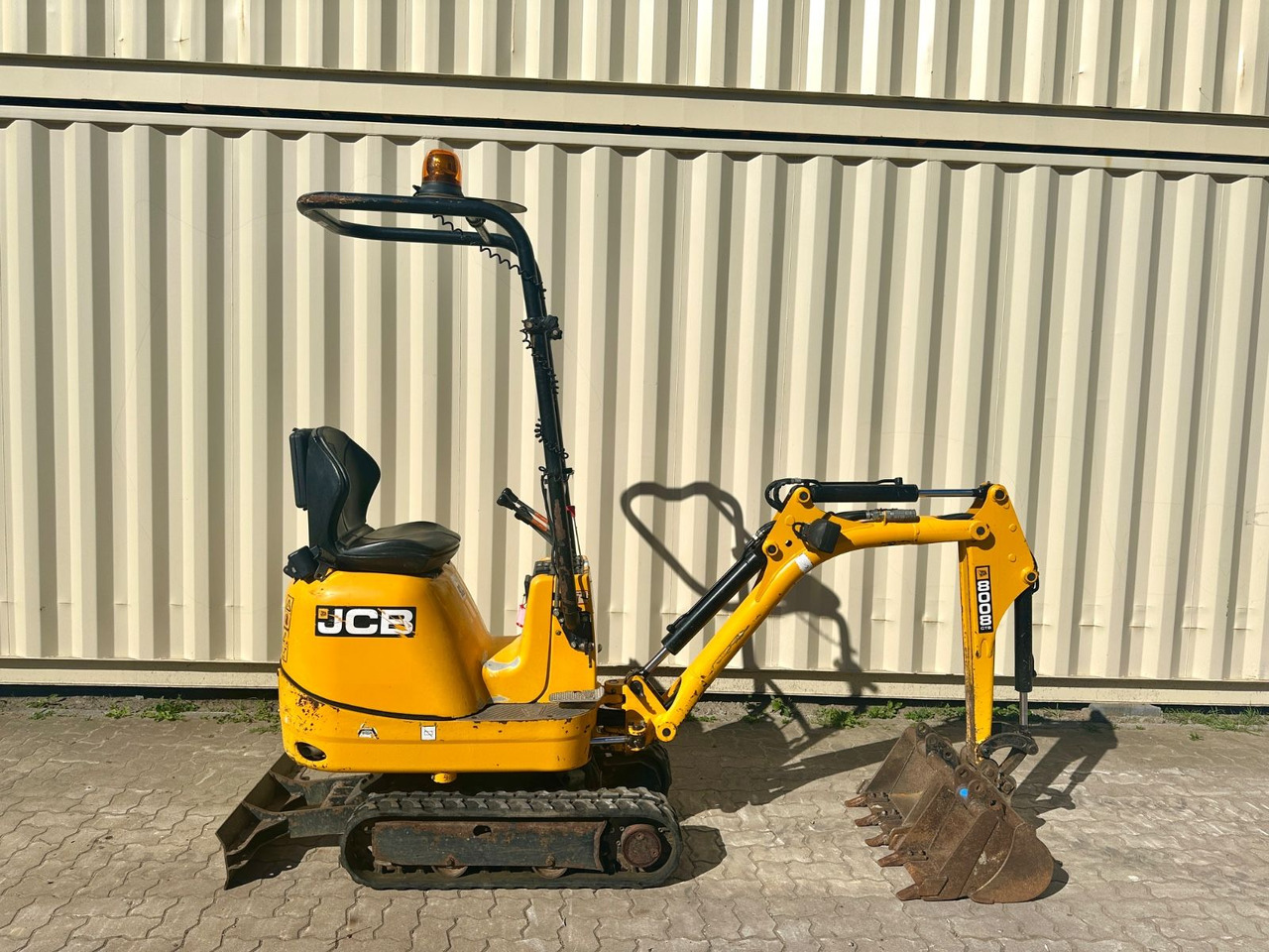 JCB 8008 CTS, 2021 BJ, 921 BH, 3 x Löffel - Mini excavator: picture 5 JCB 8008 CTS, 2021 BJ, 921 BH, 3 x Löffel - Mini excavator: picture 5