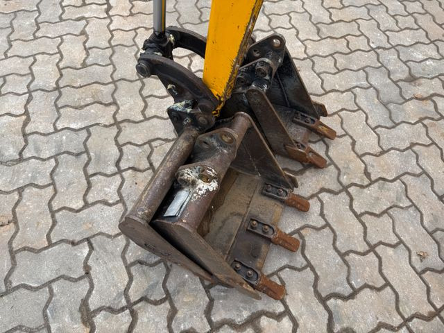 Mini excavator JCB 8008 CTS, 2021 BJ, 985BH, 3 x Löffel: picture 8 Mini excavator JCB 8008 CTS, 2021 BJ, 985BH, 3 x Löffel: picture 8