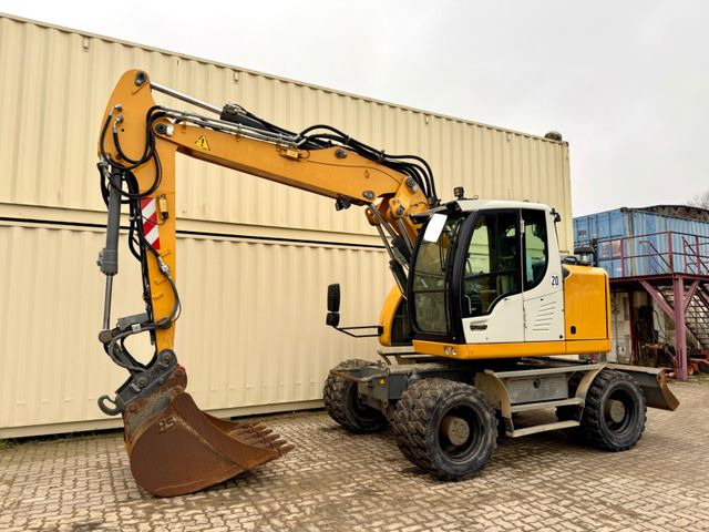 Liebherr A914 Compact / 2017 BJ / 9.979 H / OilQuick - Wheel excavator: picture 1 Liebherr A914 Compact / 2017 BJ / 9.979 H / OilQuick - Wheel excavator: picture 1
