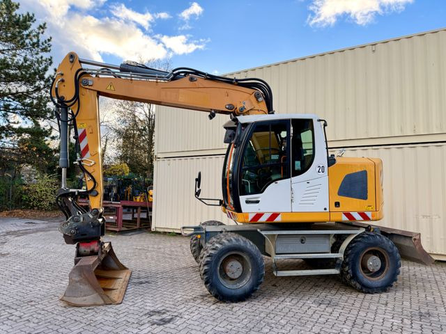 Liebherr A918 Compact / 2014 BJ / Deutsche Maschine - Wheel excavator: picture 5 Liebherr A918 Compact / 2014 BJ / Deutsche Maschine - Wheel excavator: picture 5