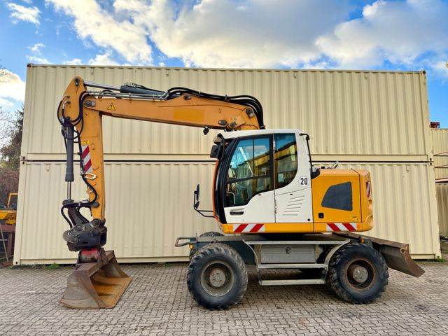 Liebherr A918 Compact / 2014 BJ / Deutsche Maschine - Wheel excavator: picture 2 Liebherr A918 Compact / 2014 BJ / Deutsche Maschine - Wheel excavator: picture 2