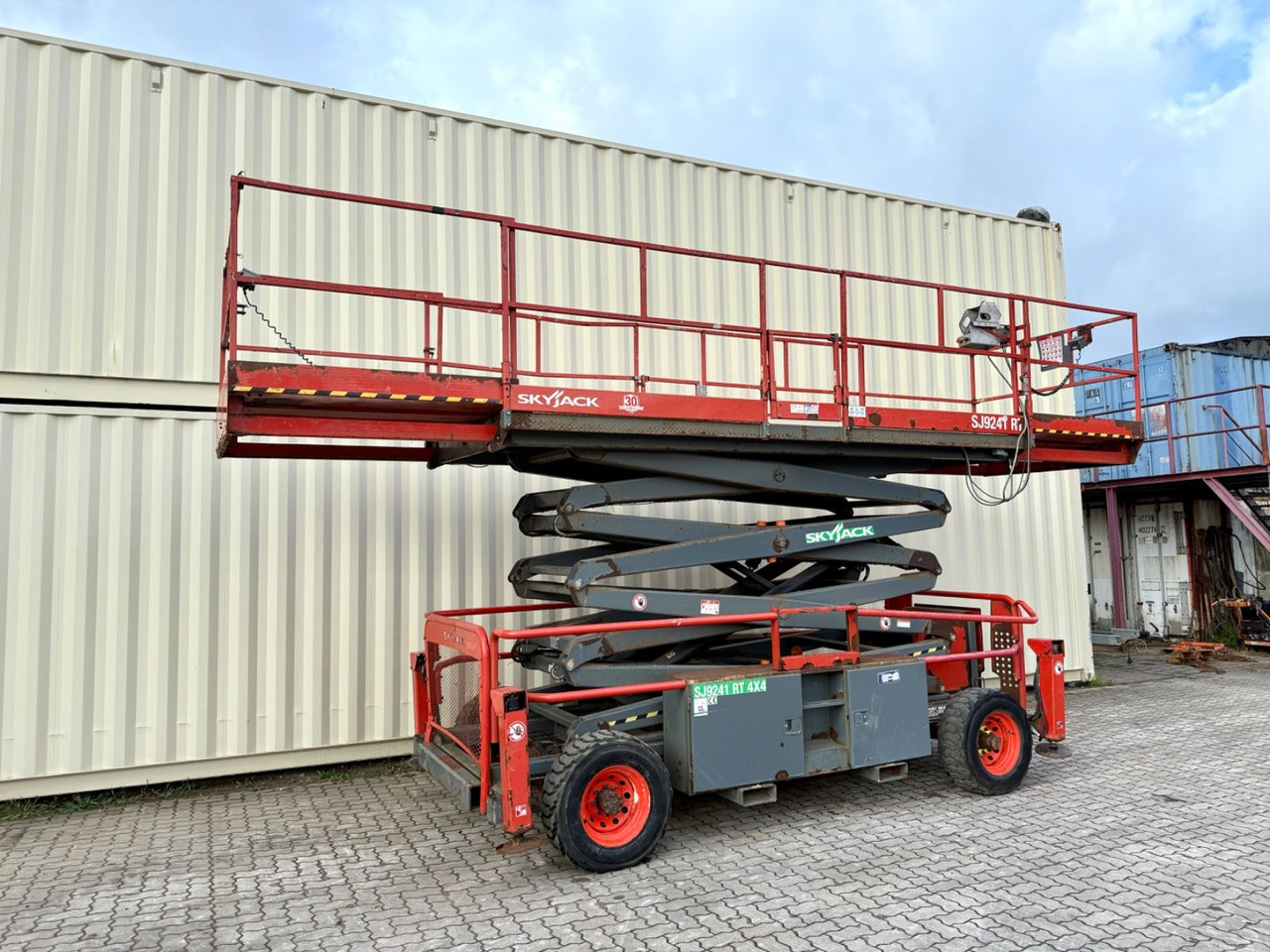 Skyjack SJ9241 4x4 Diesel / 14.5 Meter / 2015 BJ - Scissor lift: picture 4 Skyjack SJ9241 4x4 Diesel / 14.5 Meter / 2015 BJ - Scissor lift: picture 4