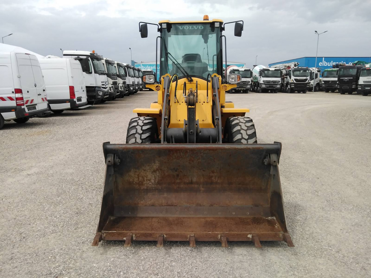 VOLVO L30G - Wheel loader: picture 2 VOLVO L30G - Wheel loader: picture 2