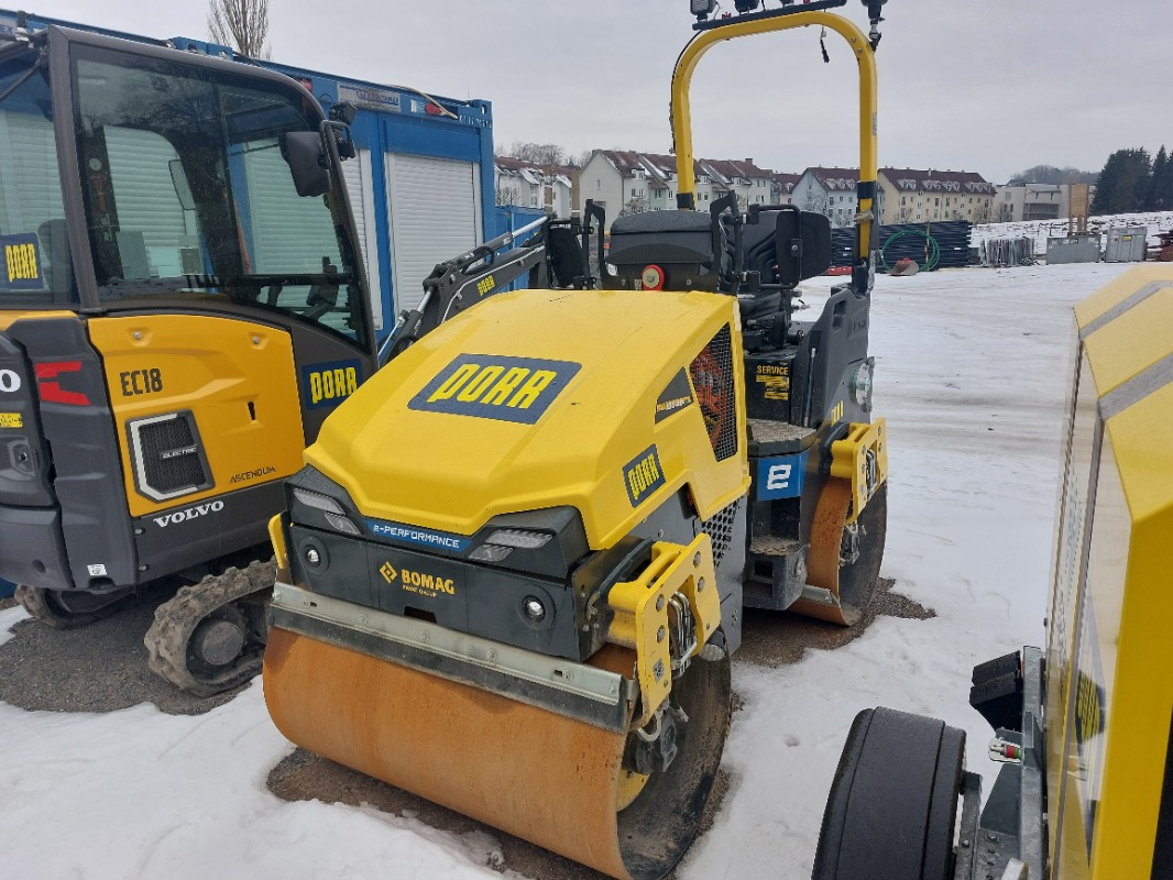 BOMAG DE BW 120 ADe-5 - Roller: picture 2 BOMAG DE BW 120 ADe-5 - Roller: picture 2