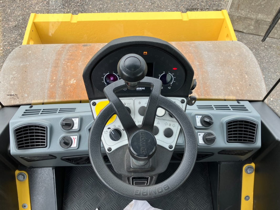 BOMAG DE BW 177 D-5  Stage V/Tier 4f - Roller: picture 3 BOMAG DE BW 177 D-5  Stage V/Tier 4f - Roller: picture 3