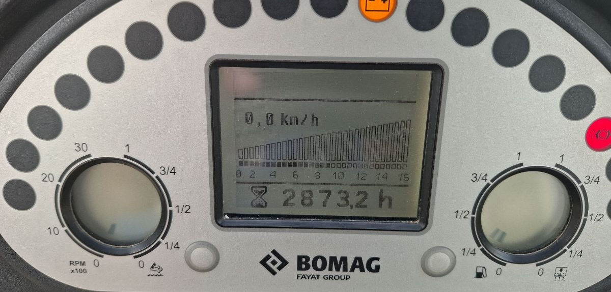 BOMAG DE BW 226 BVC-5 Stage IIIa/Tier 3 - Roller: picture 2 BOMAG DE BW 226 BVC-5 Stage IIIa/Tier 3 - Roller: picture 2