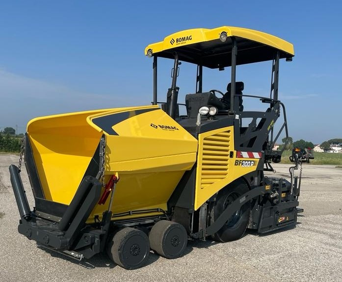 BOMAG IT BF 300 P S340-2 TV Stage IIIa/Tier 3 - Asphalt paver: picture 1 BOMAG IT BF 300 P S340-2 TV Stage IIIa/Tier 3 - Asphalt paver: picture 1