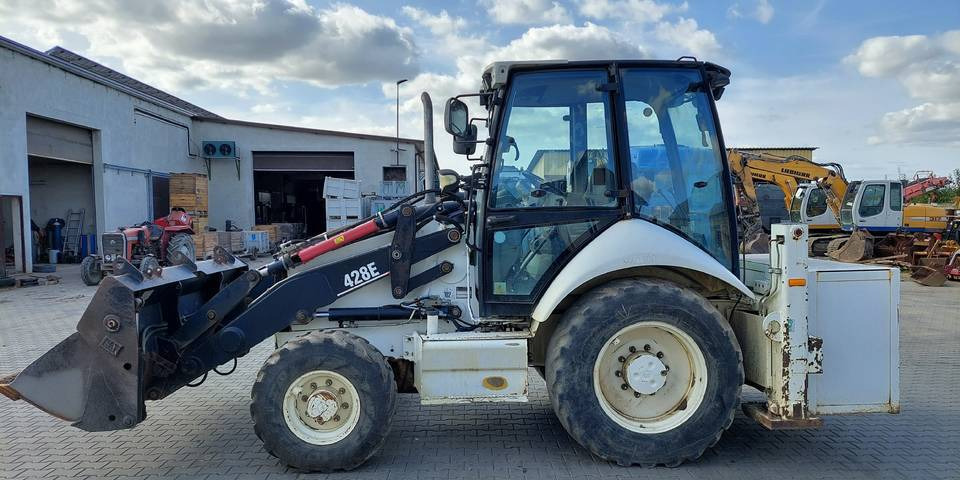 Backhoe loader CAT Caterpillar 428E: picture 6