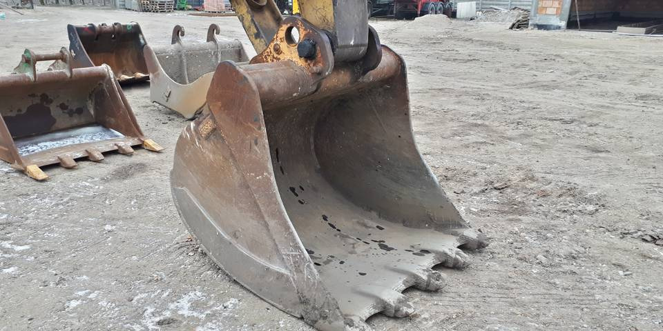 Łyżka do koparki Case 130cm oryginalna - Excavator bucket: picture 1 Łyżka do koparki Case 130cm oryginalna - Excavator bucket: picture 1