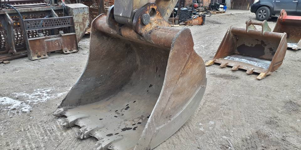 Łyżka do koparki Case 130cm oryginalna - Excavator bucket: picture 2 Łyżka do koparki Case 130cm oryginalna - Excavator bucket: picture 2