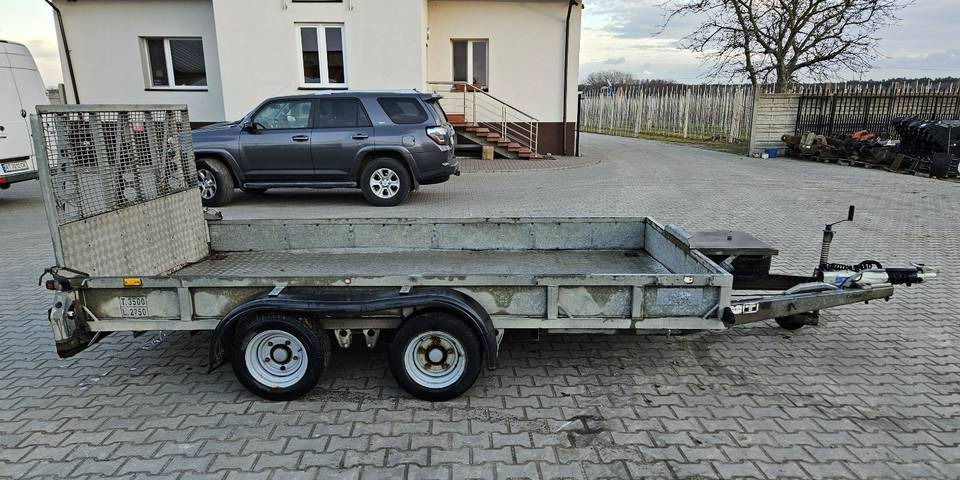 Przyczepa laweta Ifor Williams GP126 3500 kg - Dropside/ Flatbed trailer: picture 1 Przyczepa laweta Ifor Williams GP126 3500 kg - Dropside/ Flatbed trailer: picture 1
