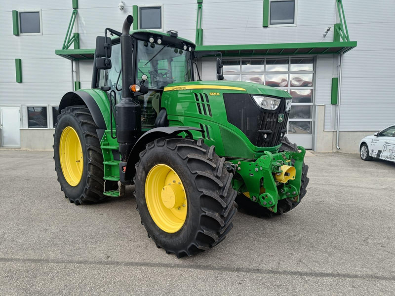 John Deere 6195M - Farm tractor: picture 1 John Deere 6195M - Farm tractor: picture 1