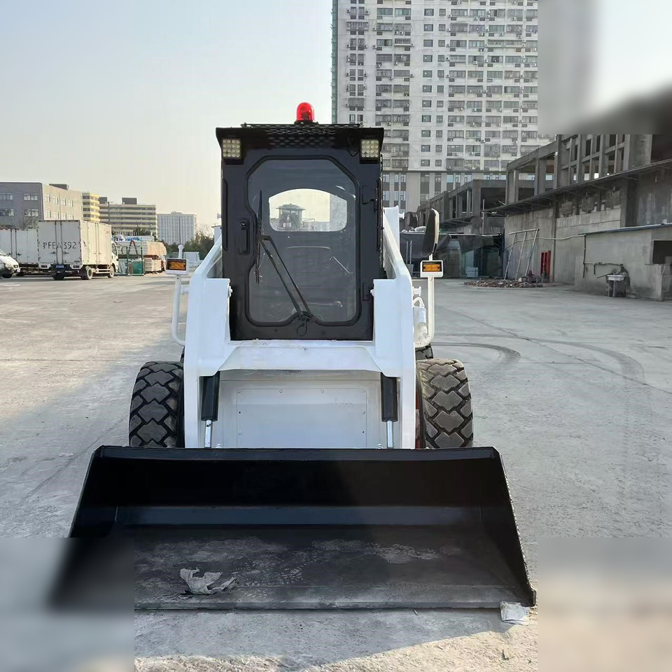 BOBCAT S160 - Skid steer loader: picture 4 BOBCAT S160 - Skid steer loader: picture 4