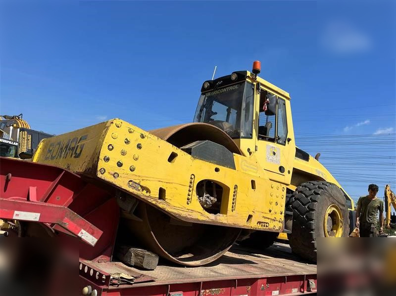 BOMAG BW226DH-4 - Roller: picture 2 BOMAG BW226DH-4 - Roller: picture 2