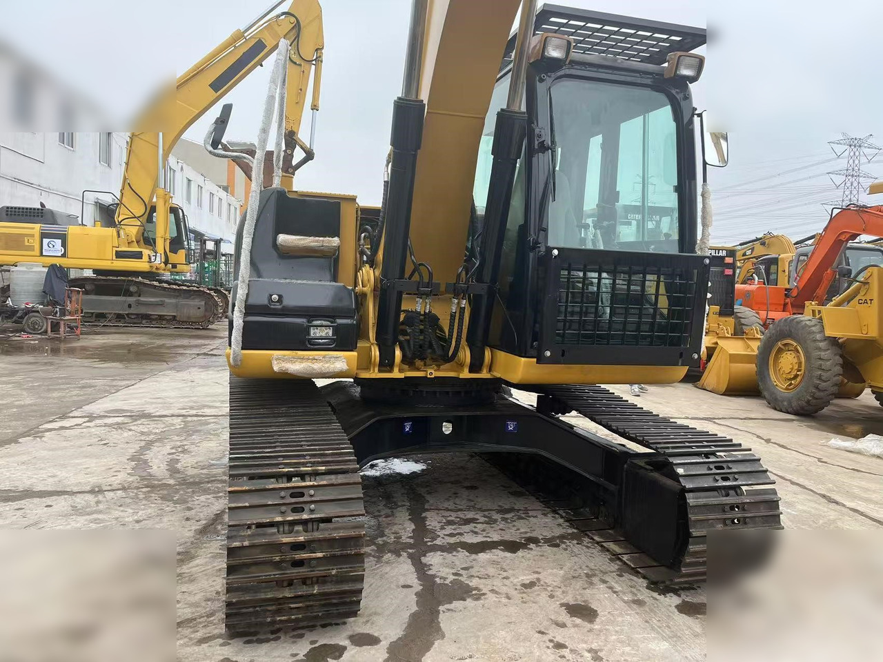 CATERPILLAR 312D2 GC - Crawler excavator: picture 5 CATERPILLAR 312D2 GC - Crawler excavator: picture 5
