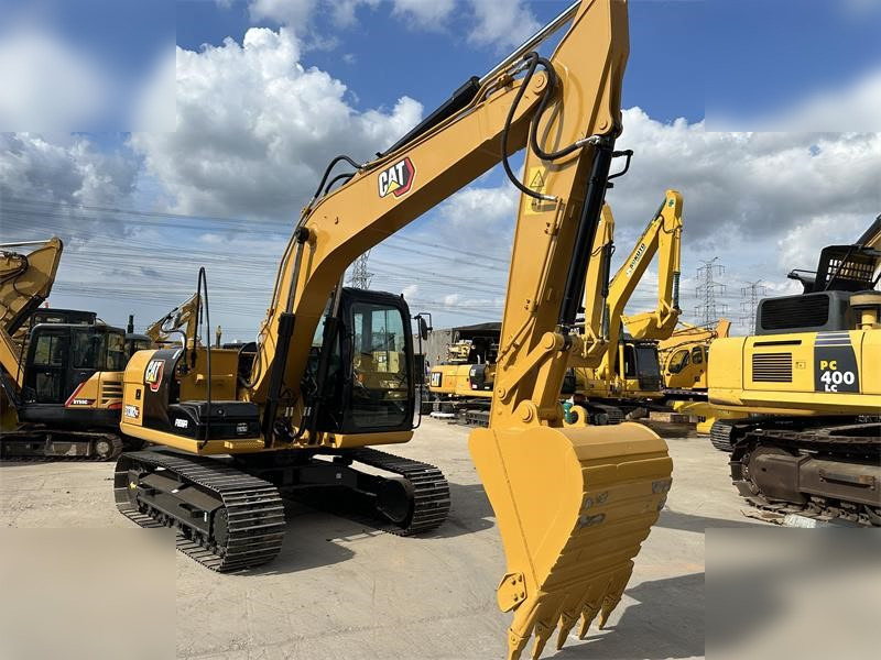 CATERPILLAR 313D2 - Crawler excavator: picture 4 CATERPILLAR 313D2 - Crawler excavator: picture 4