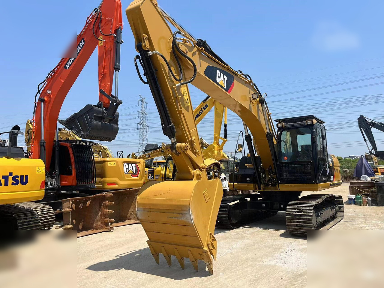 CATERPILLAR 320D - Crawler excavator: picture 3 CATERPILLAR 320D - Crawler excavator: picture 3