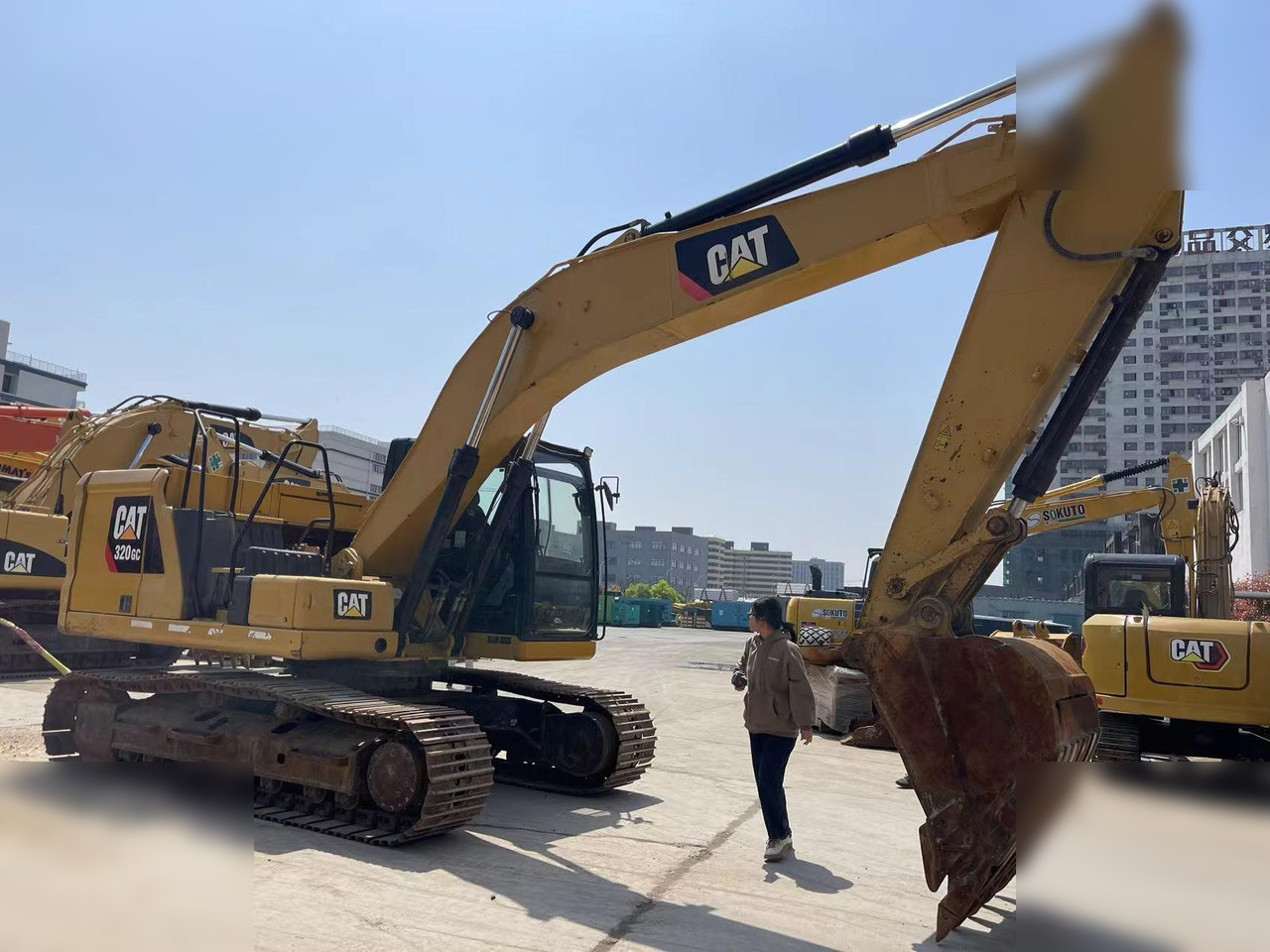 CATERPILLAR 320GC - Crawler excavator: picture 4 CATERPILLAR 320GC - Crawler excavator: picture 4