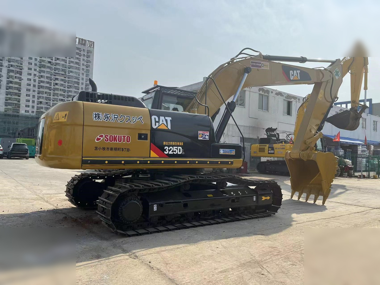 CATERPILLAR 325DL - Crawler excavator: picture 2 CATERPILLAR 325DL - Crawler excavator: picture 2