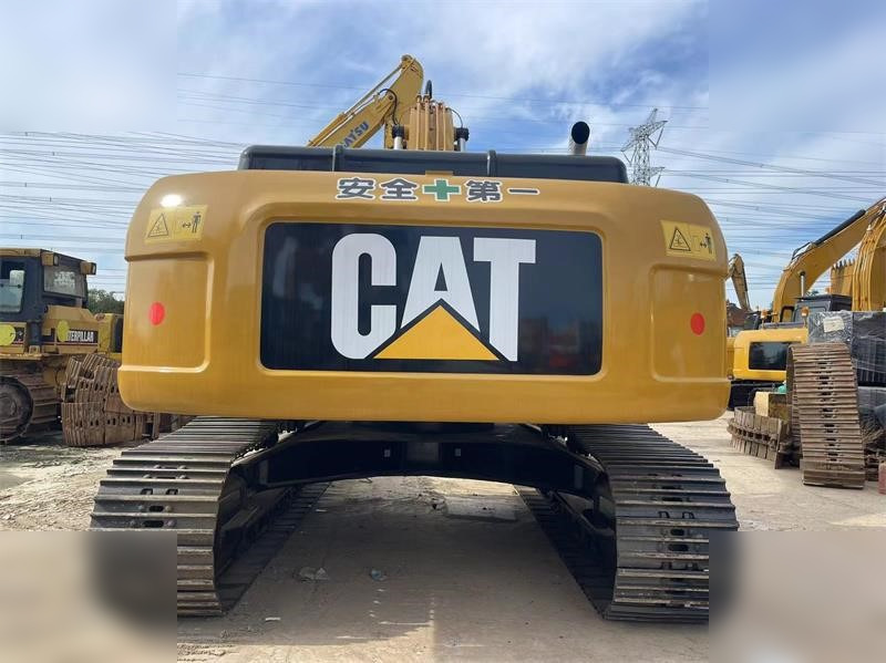 CATERPILLAR 330D2 - Crawler excavator: picture 5 CATERPILLAR 330D2 - Crawler excavator: picture 5