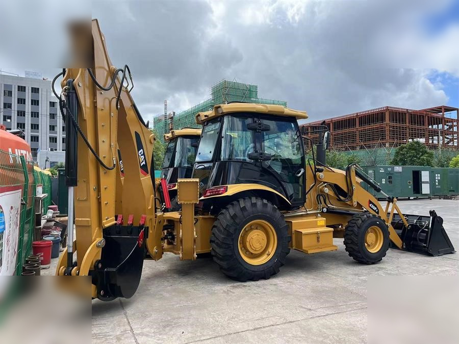 CATERPILLAR 430F - Backhoe loader: picture 1 CATERPILLAR 430F - Backhoe loader: picture 1