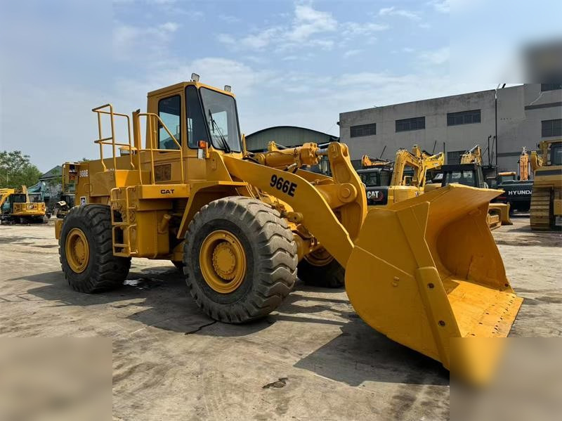 CATERPILLAR 966E - Wheel loader: picture 2 CATERPILLAR 966E - Wheel loader: picture 2