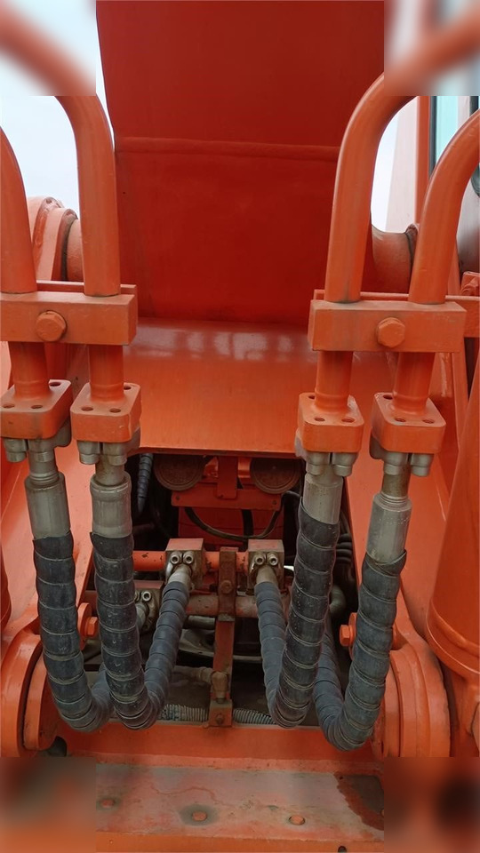 DOOSAN DH220 LC-7 - Crawler excavator: picture 5 DOOSAN DH220 LC-7 - Crawler excavator: picture 5