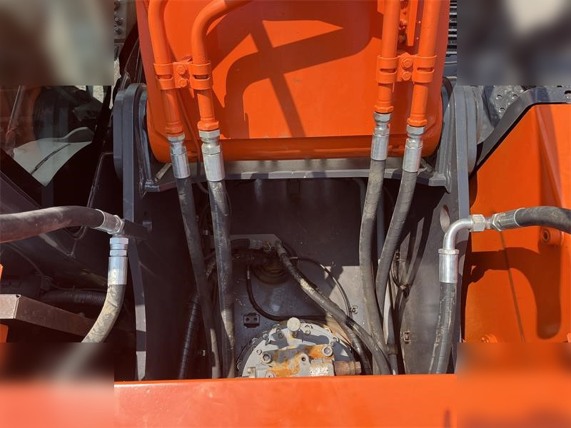 Crawler excavator HITACHI ZX350H-5G: picture 6