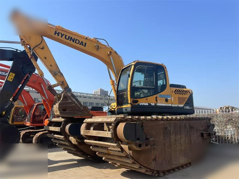 HYUNDAI ROBEX 150 LC-9 - Amphibious excavator: picture 2 HYUNDAI ROBEX 150 LC-9 - Amphibious excavator: picture 2
