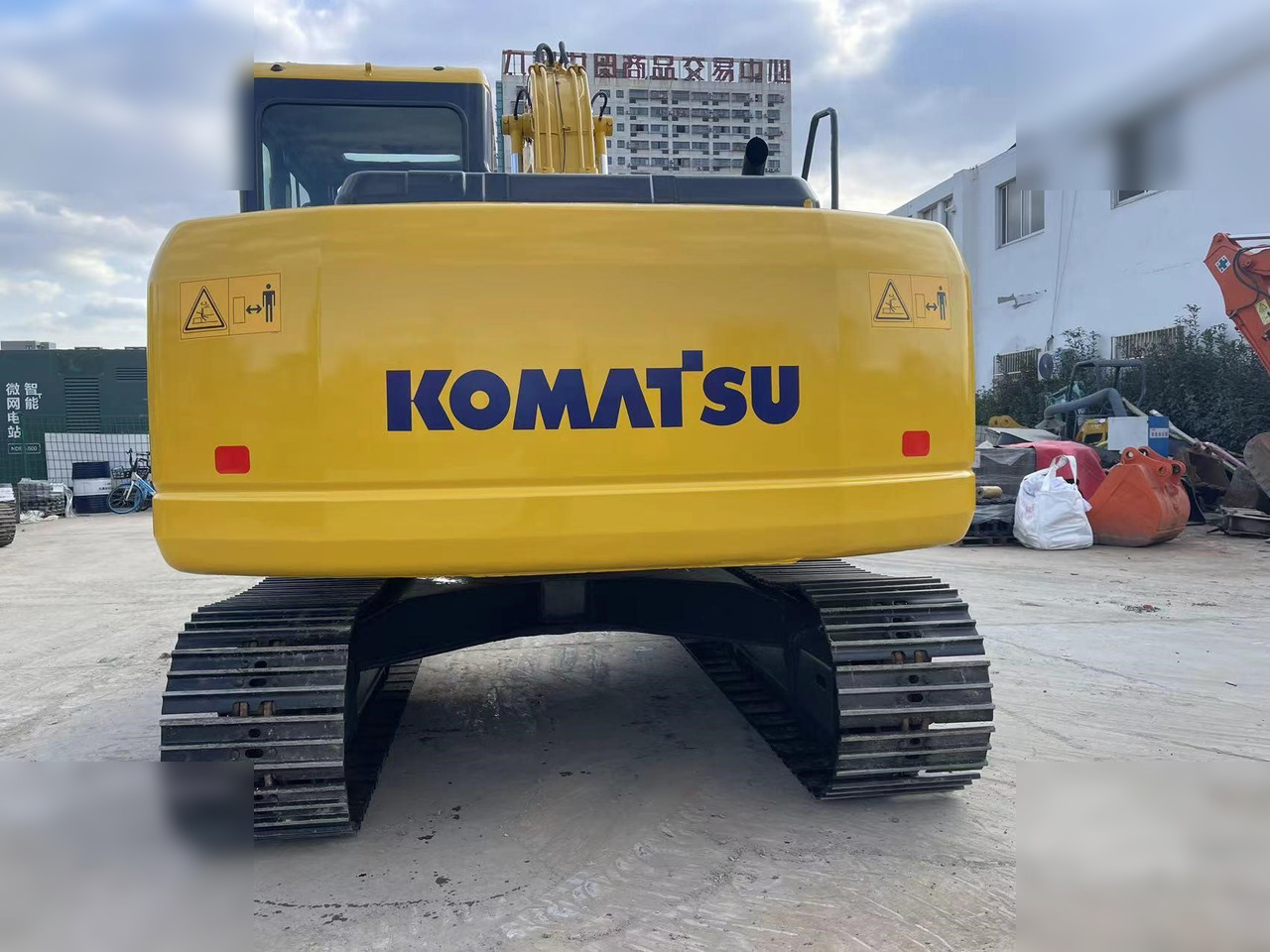 KOMATSU PC130-7 - Crawler excavator: picture 4 KOMATSU PC130-7 - Crawler excavator: picture 4