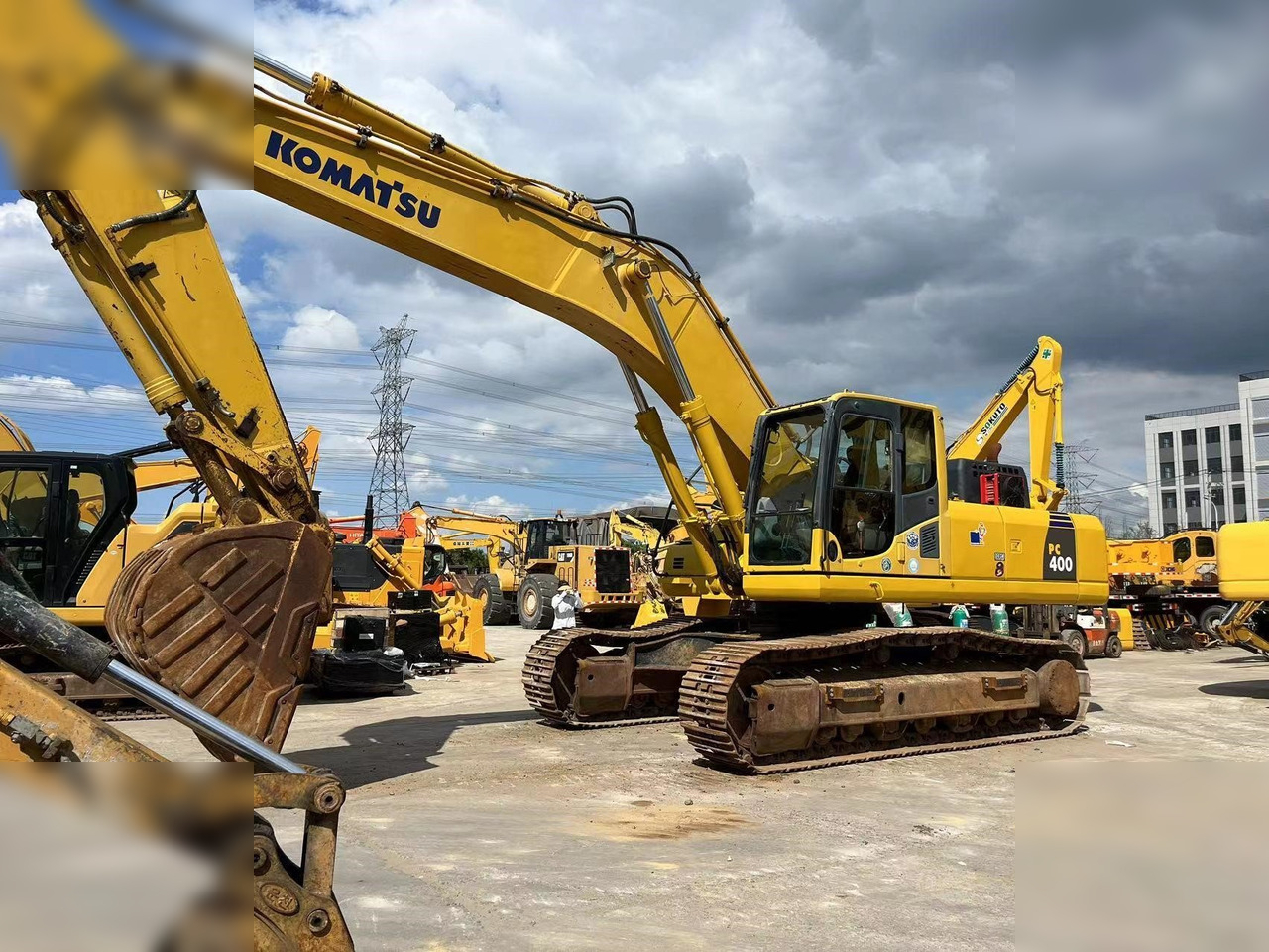 KOMATSU PC400-8 - Crawler excavator: picture 2 KOMATSU PC400-8 - Crawler excavator: picture 2