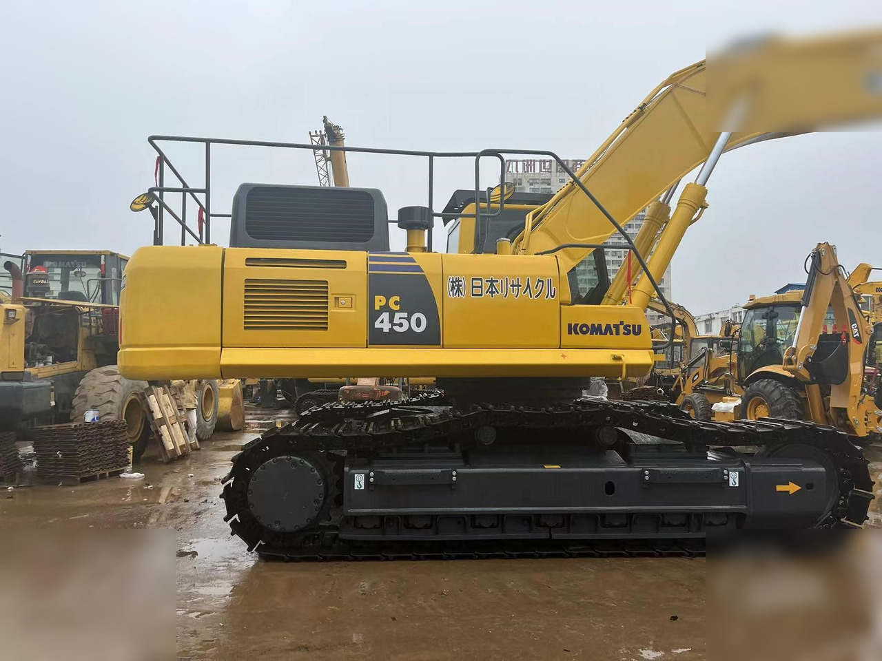 KOMATSU PC450-8 - Crawler excavator: picture 5 KOMATSU PC450-8 - Crawler excavator: picture 5