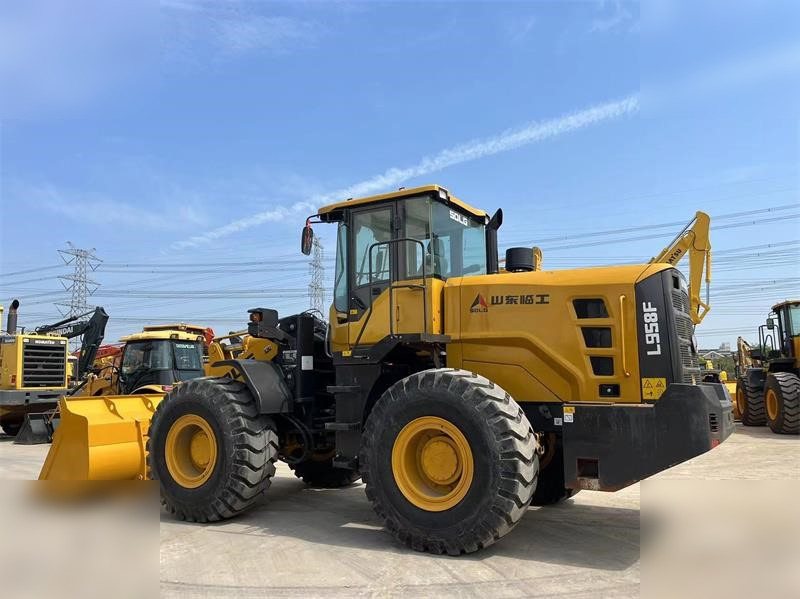 SDLG L958F - Wheel loader: picture 3 SDLG L958F - Wheel loader: picture 3