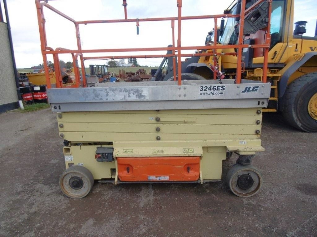 JLG 3245 ES - Scissor lift: picture 2 JLG 3245 ES - Scissor lift: picture 2