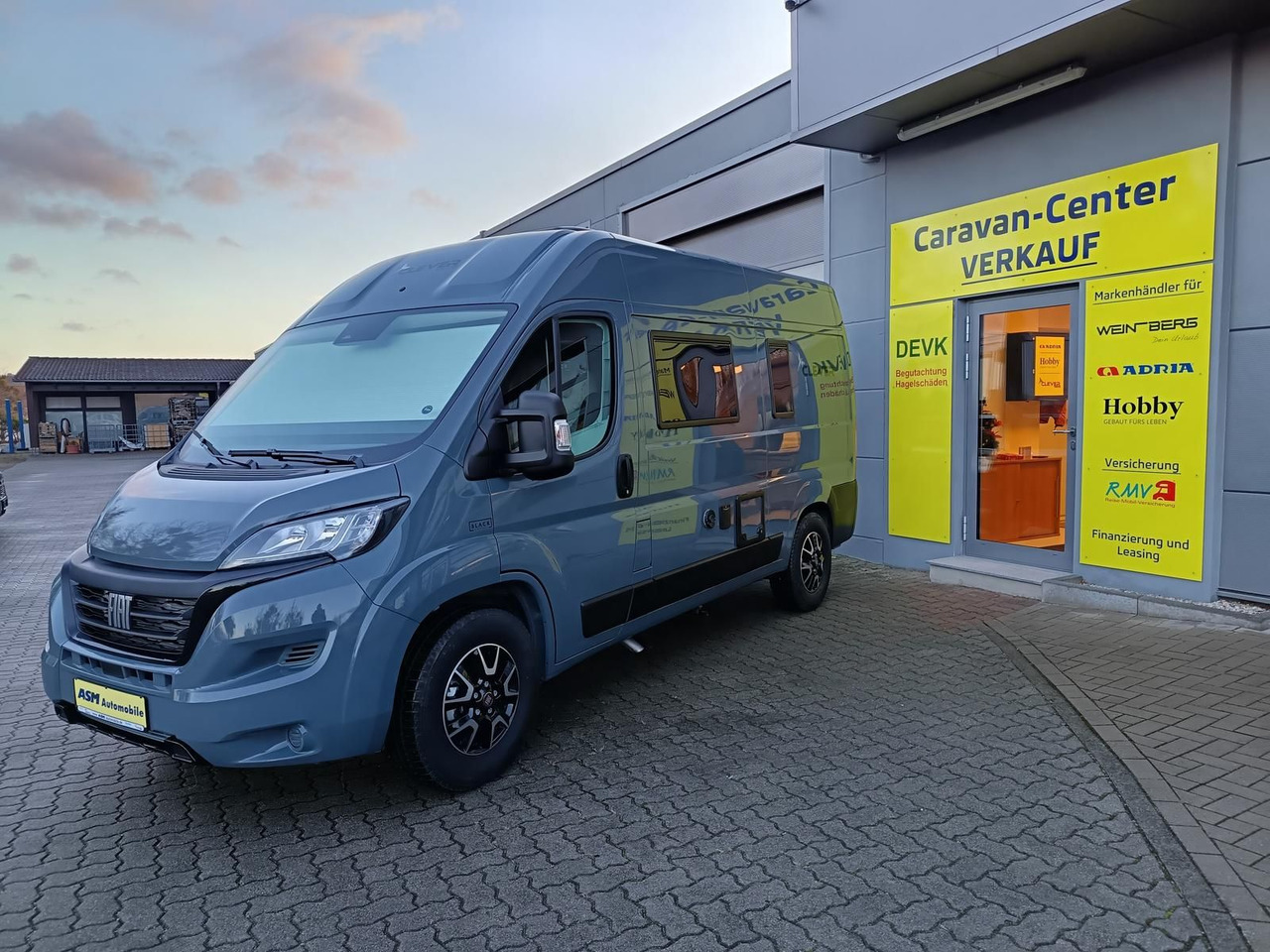 Clever Tour 540*BLACK EDITION*FINAL SALE RABATT*SOFORT* - Camper van: picture 4 Clever Tour 540*BLACK EDITION*FINAL SALE RABATT*SOFORT* - Camper van: picture 4