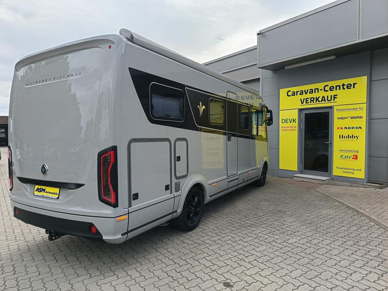 Niesmann + Bischoff iSmove 6.9 E132 kW*AHK*SOLAR*SAT*NAVI*DACHKLIMA* - Integrated motorhome: picture 5 Niesmann + Bischoff iSmove 6.9 E132 kW*AHK*SOLAR*SAT*NAVI*DACHKLIMA* - Integrated motorhome: picture 5