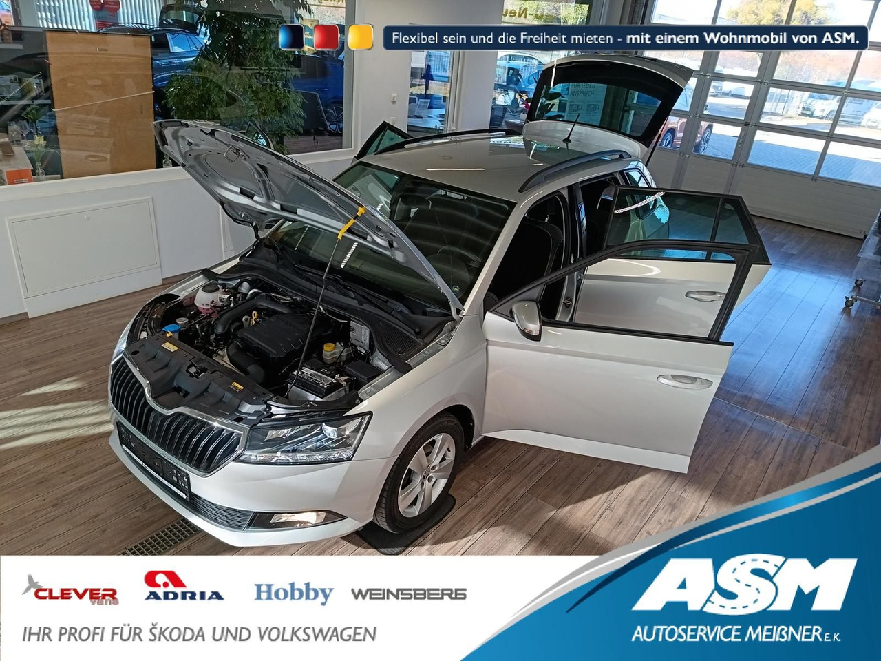 Skoda Fabia Combi Style 1.0 TSI*AHK*LED*R-KAM*PDC*SHZ* - Station wagon: picture 1 Skoda Fabia Combi Style 1.0 TSI*AHK*LED*R-KAM*PDC*SHZ* - Station wagon: picture 1