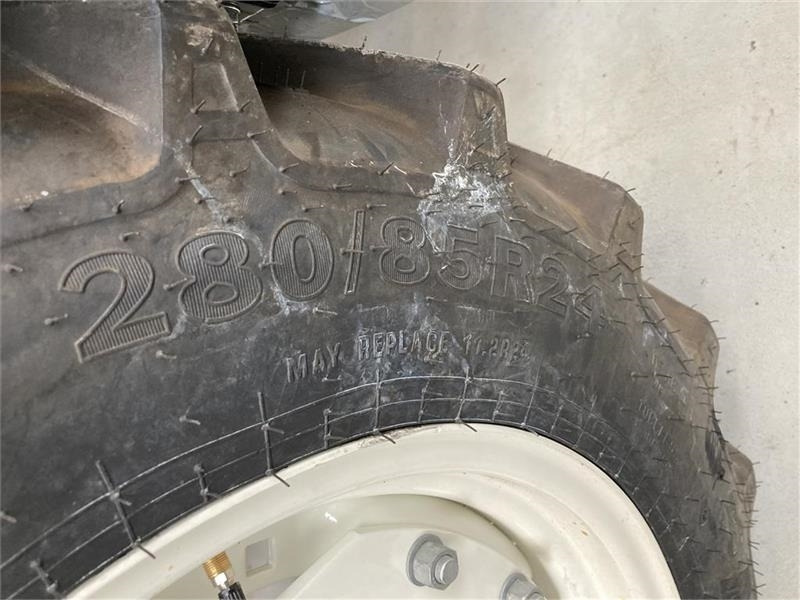 Alliance Farm Pro II 11.2R24 - 280/85R24  - Tire for Agricultural machinery: picture 5 Alliance Farm Pro II 11.2R24 - 280/85R24  - Tire for Agricultural machinery: picture 5