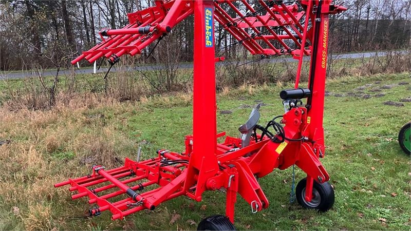 Einböck Grass-Manager 600 SR Halmstrigle - Harrow: picture 2 Einböck Grass-Manager 600 SR Halmstrigle - Harrow: picture 2
