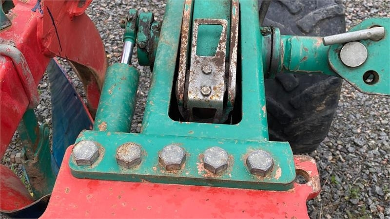 Kverneland EG 100-300-28 - Plow: picture 5 Kverneland EG 100-300-28 - Plow: picture 5