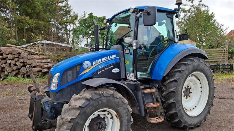 New Holland T5.115 EC - Farm tractor: picture 1 New Holland T5.115 EC - Farm tractor: picture 1