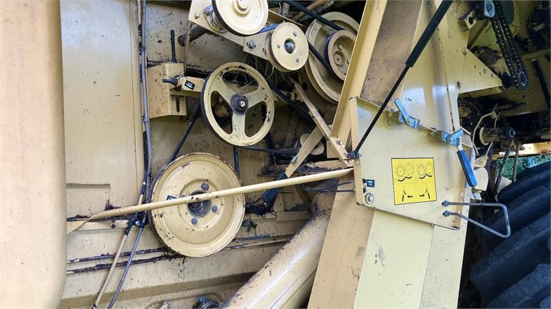 Leasing of New Holland TX68 FSH  New Holland TX68 FSH: picture 14