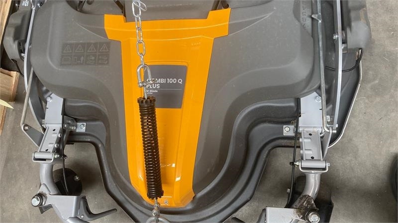 Stiga Park 500WX 4WD inkl. 100 Combi Q plus - Garden mower: picture 3 Stiga Park 500WX 4WD inkl. 100 Combi Q plus - Garden mower: picture 3