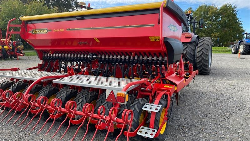 Vaderstad Rapid 400C Combi  - Combine seed drill: picture 2 Vaderstad Rapid 400C Combi  - Combine seed drill: picture 2